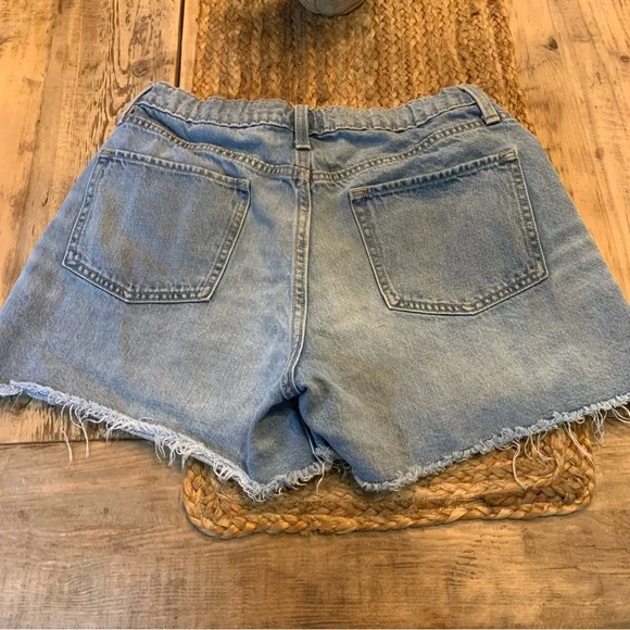 Old Navy Cut Off Shorts Happy Face Embroidered Flower Denim Girls 18 Plus - Picture 6 of 16